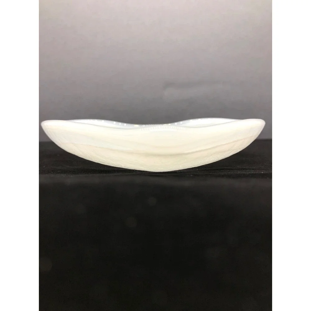 White Swirl Alabaster Glass Heart Trinket Dish Etched Skull Crossbones Decor
